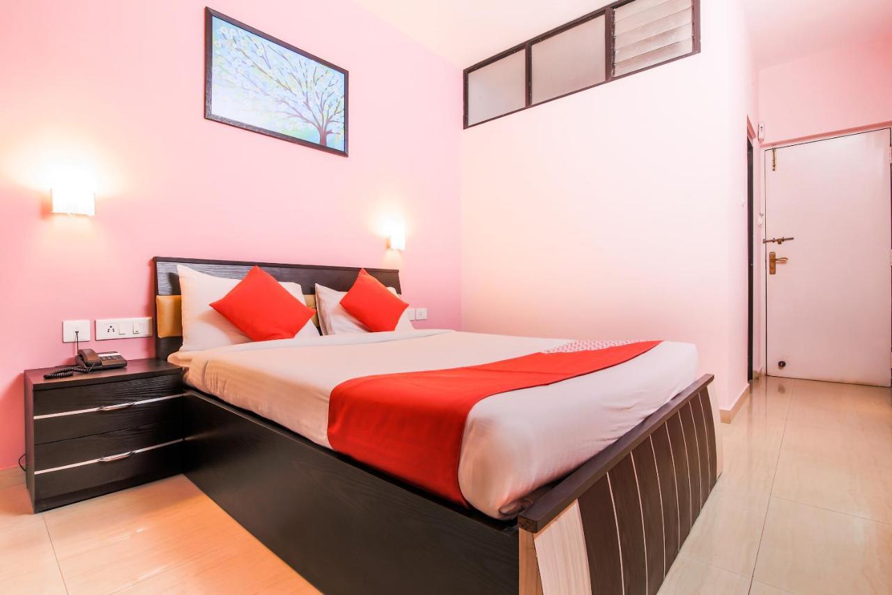 Oyo 24761 All Seasons Guest House Madgao Buitenkant foto